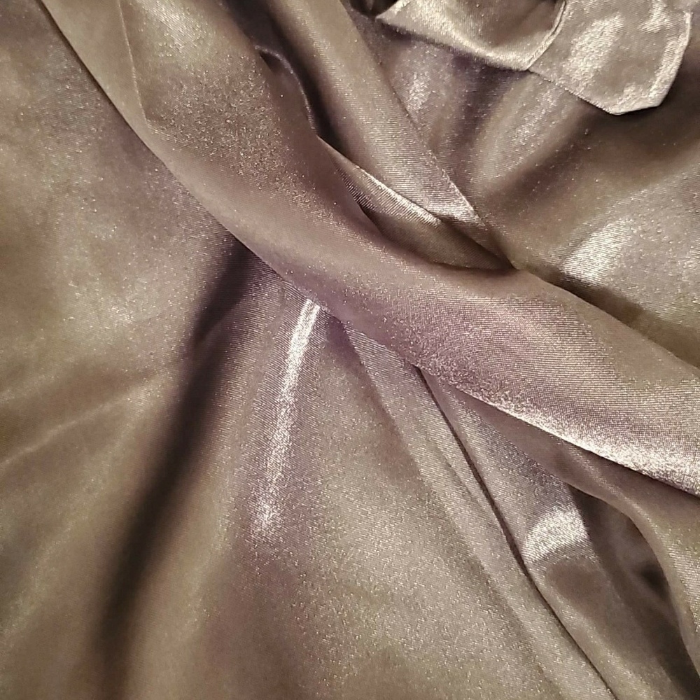 Black Sexy Long Satin Bathrobe - Picture 7 of 8